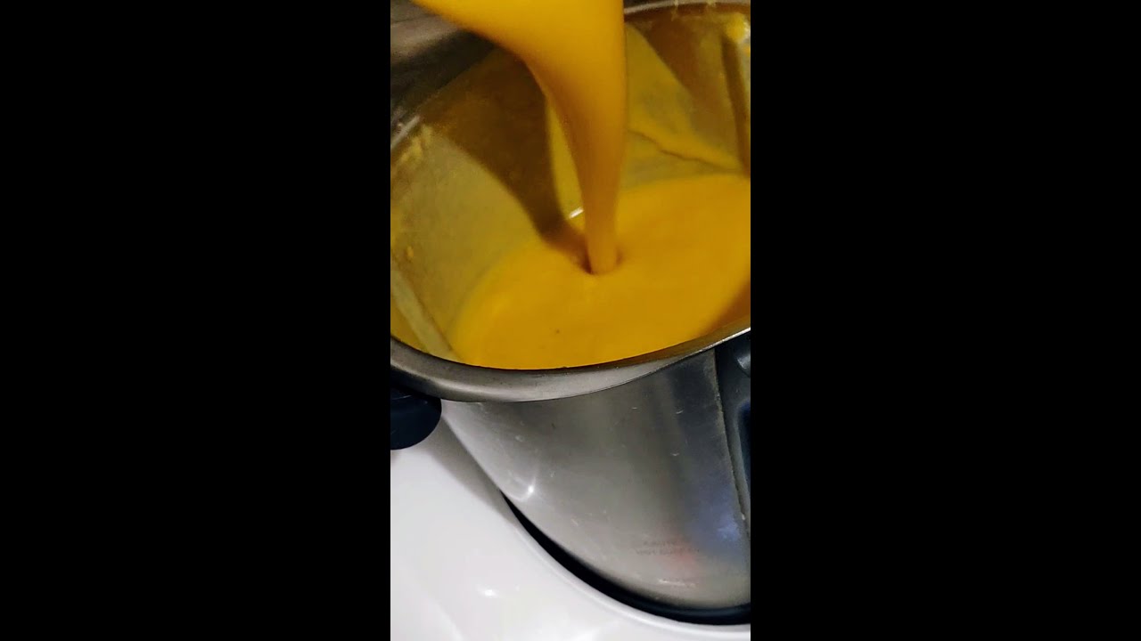 velouté de légumes // Creamy Vegetable Soup Recipe #thermomix #vegan #soup