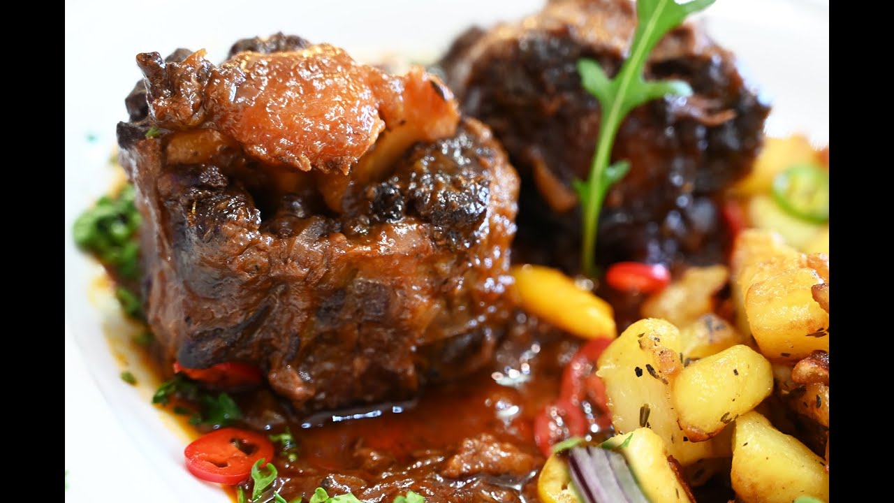 Готовим Говяжий Хвост Oxtail. Вкусный Ресторанный рецепт от Шефа Андрея. Деликатес за 350 рублей.