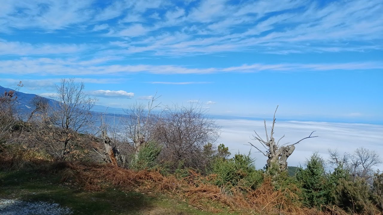 Χειμερινή Μοτοβολτα με θέα το. Χιονισμένο Όλυμπο.