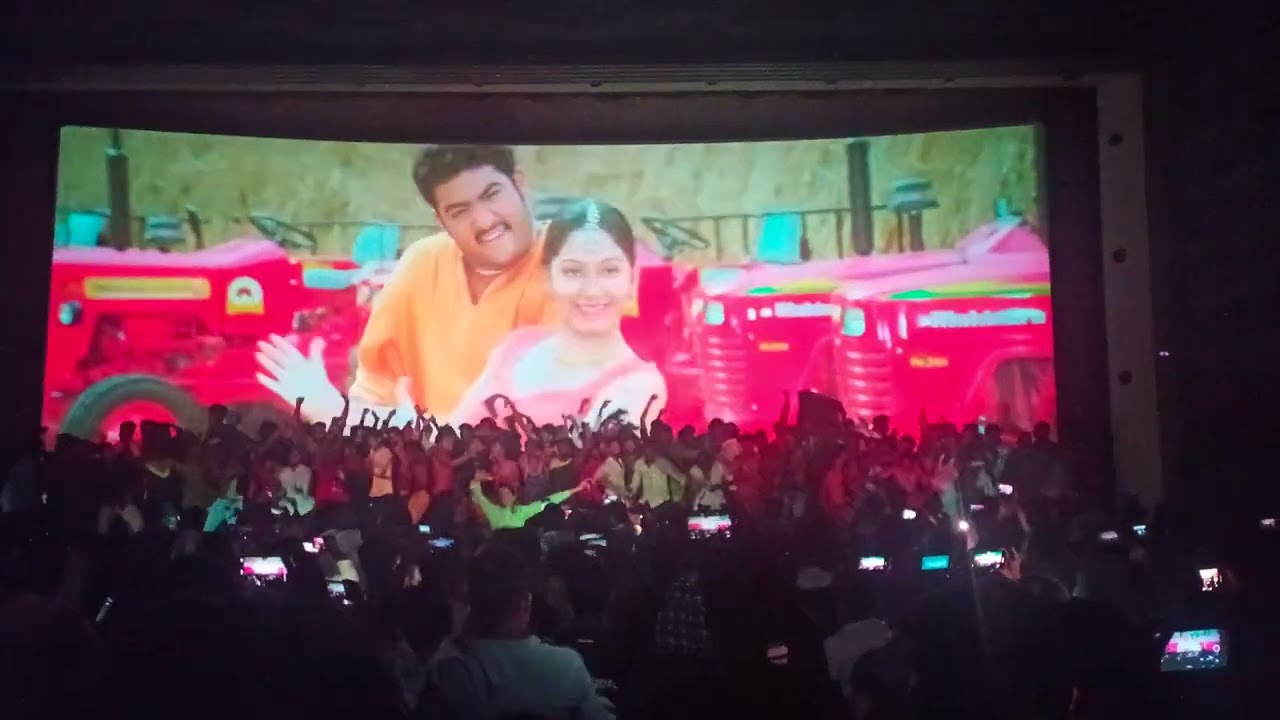 Nuvvu whistleste song - simhadri| re-release ramnath theatre response| #jrntr#simhadri4k