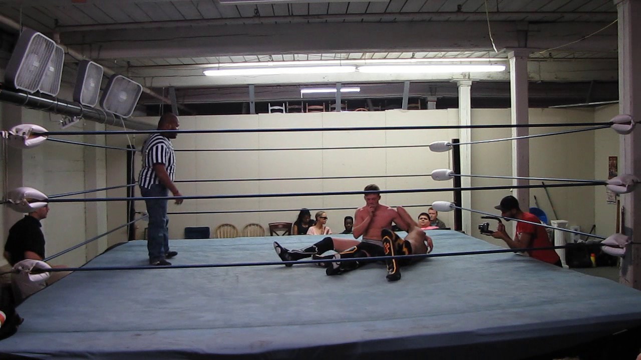 Griff Garrison vs. Marcus Kross (ZONE1-Wrestling)