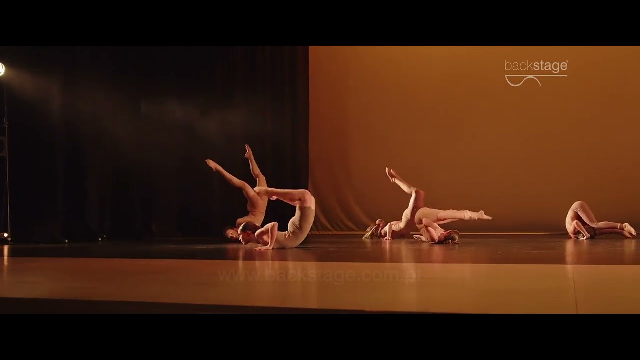 backstage - Showcase 2023 Acro Dance