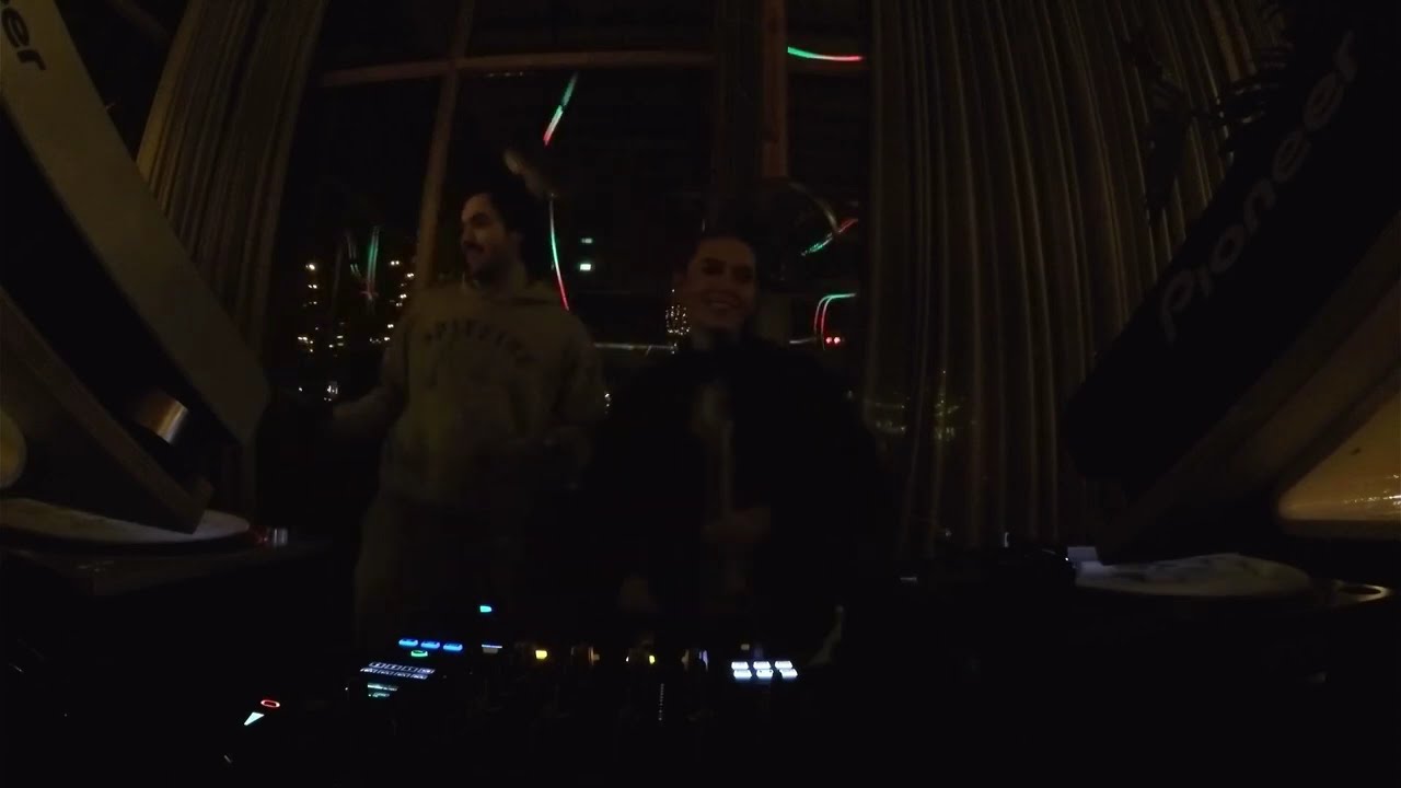 Nik-ey b2b Lorain | Audio Carrousel