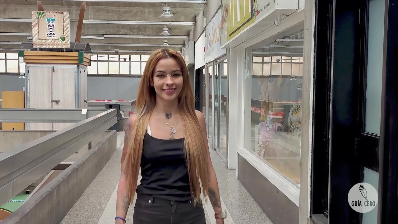 86 Lexy: long, buzz, headshave, brows, face