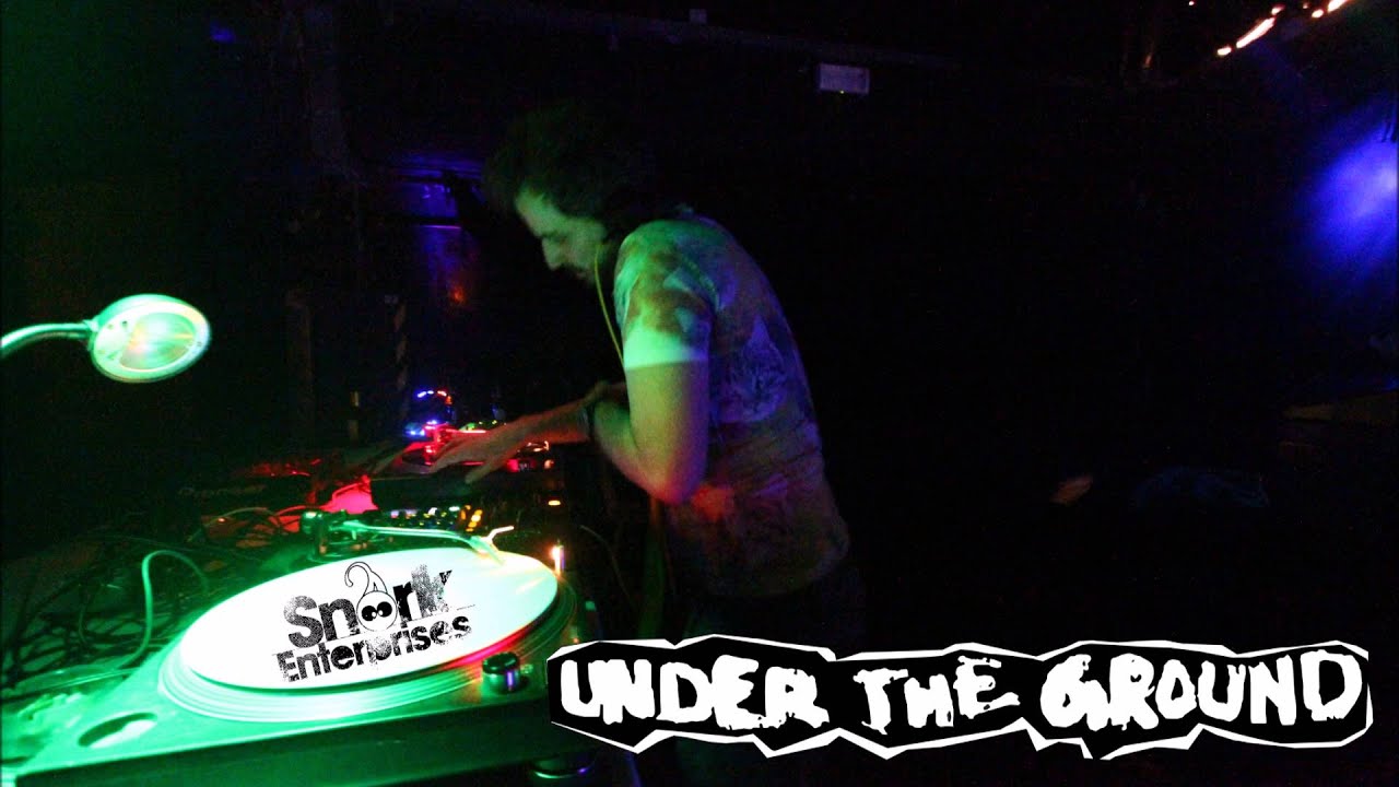 Syntax Error at UNDERtheGROUND - Sylvesterkracher 2015 (DJ Set)