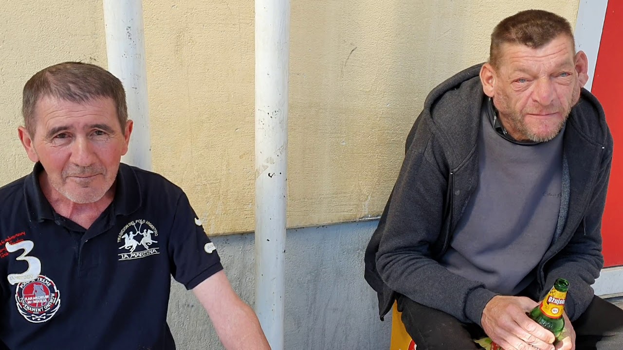 Božo i Stevo laganini na pivi