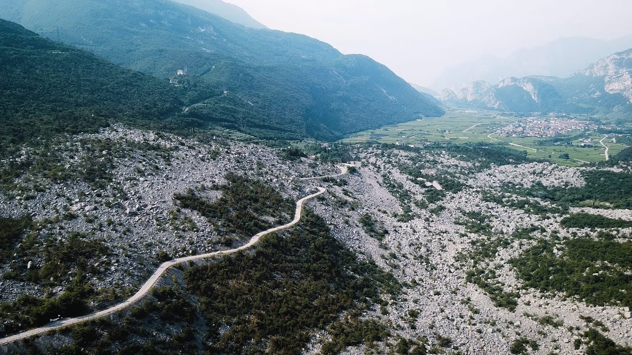Motovagando in Trentino: Dal Lago di Cavedine al Passo Redebus