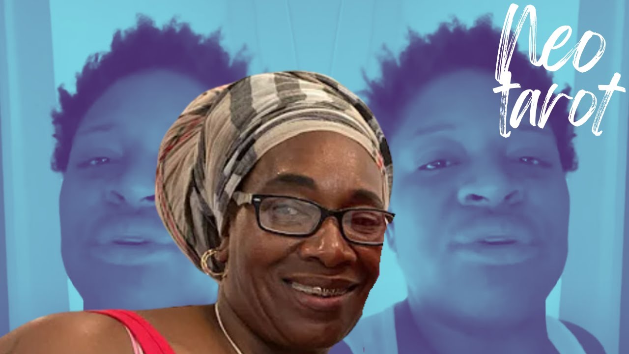 TURBULENT FAMILY DRAMA | PEACH MCINTYRE &  MAMA 