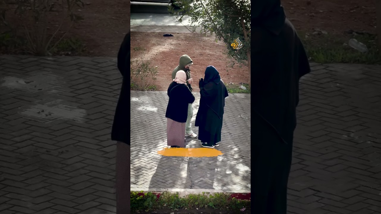 فرحت امرأة مكفوفة مع كاكي بوملال
