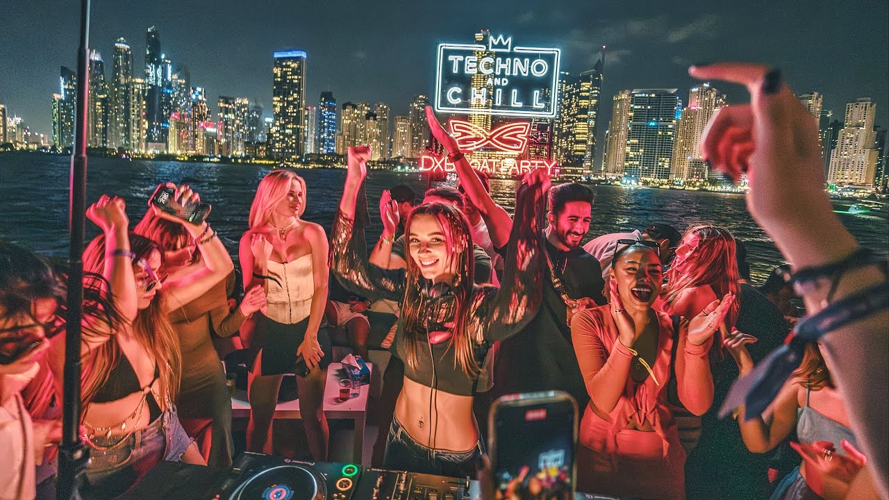 Olly Klars - Live @Boatriders & @technoandchill / Melodic Techno & Progressive House Mix