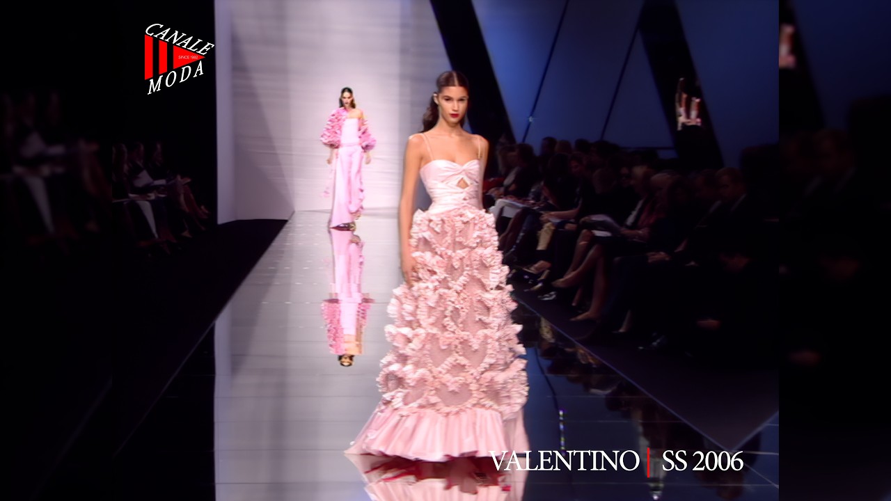 VALENTINO Весна-Лето 2006 Париж 4K — Fashion Channel