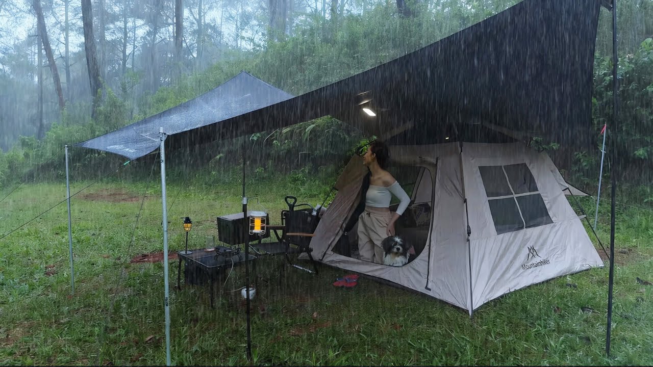 Camping in the Rain 🌧🌧 Solo camping in Heavy Rain