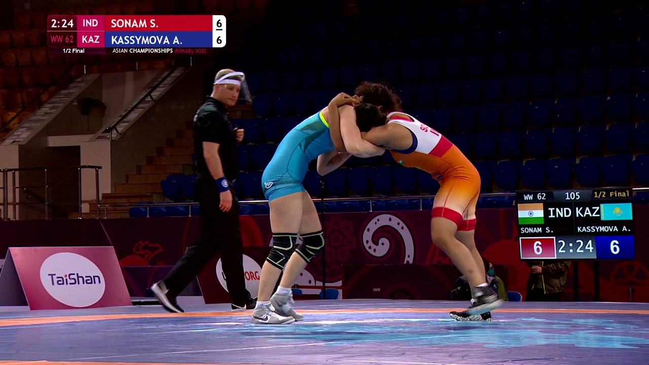 1/2 WW - 62 kg: S. SONAM (IND) v. A. KASSYMOVA (KAZ)