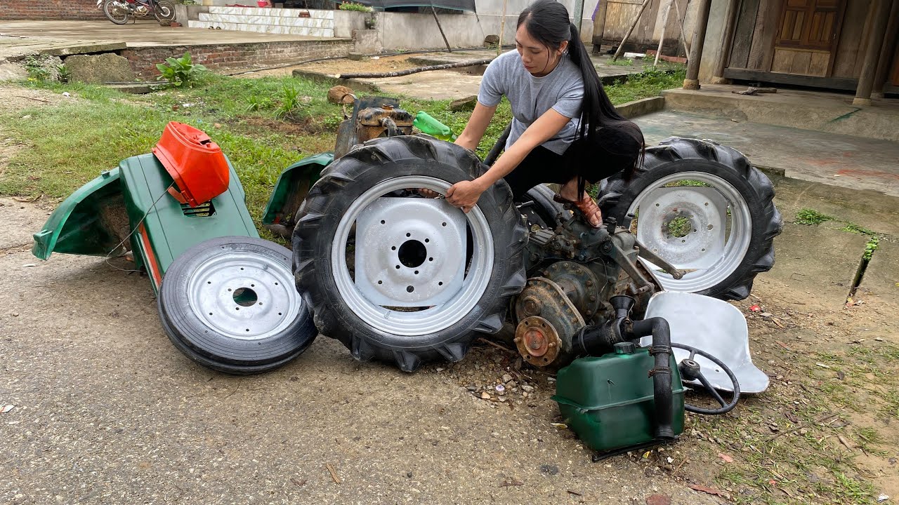 Full video: restoring a badly damaged abandoned tractor, Challenge of restoring a diesel engine