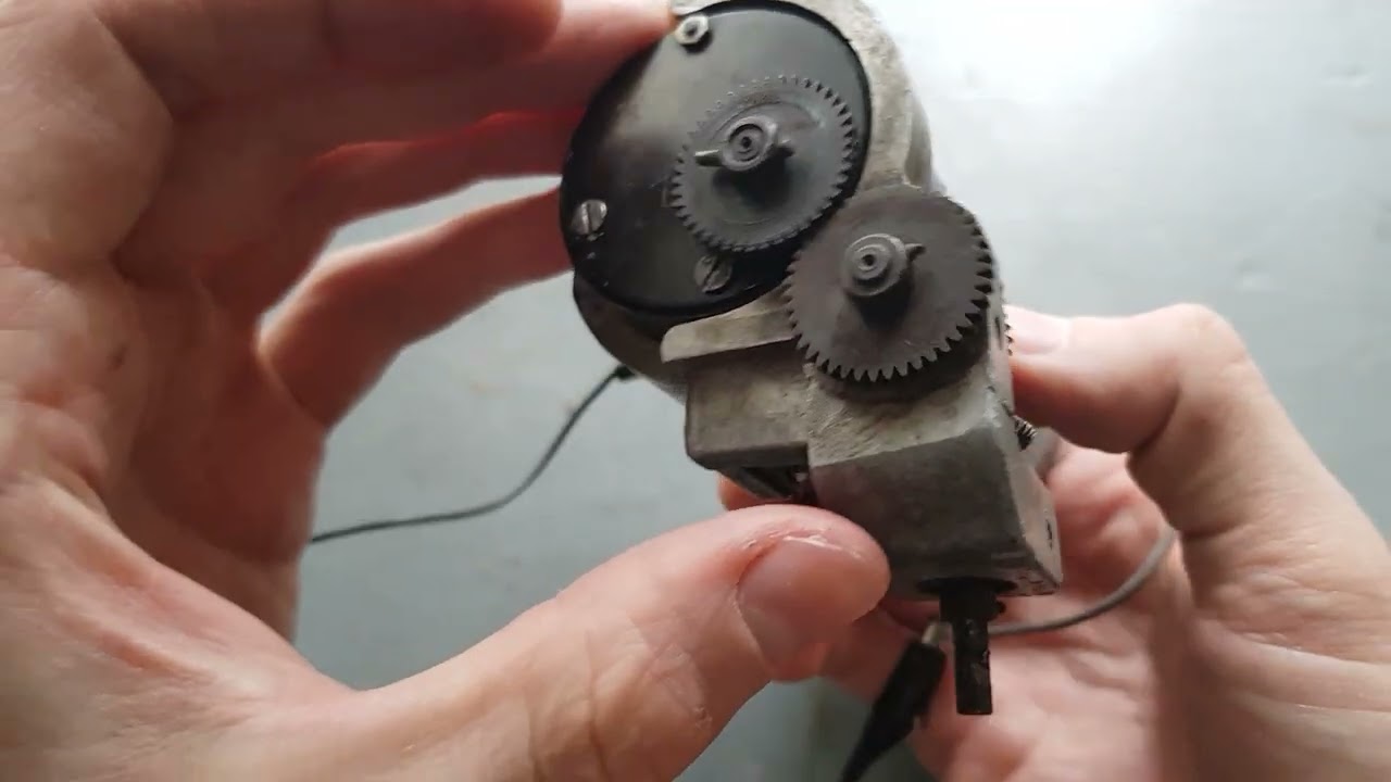 Редуктор угловой с мотором ДПМ 30. Angular gearbox 