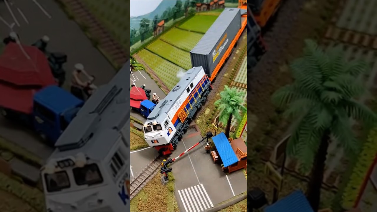 drama kereta api anjlok di perlintasan diorama kereta api indonesia #keretaapi #diorama #miniature