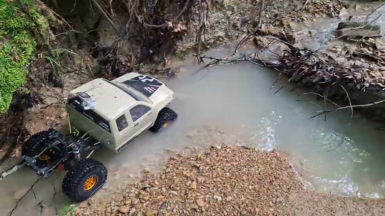Scx6 found a waterfall