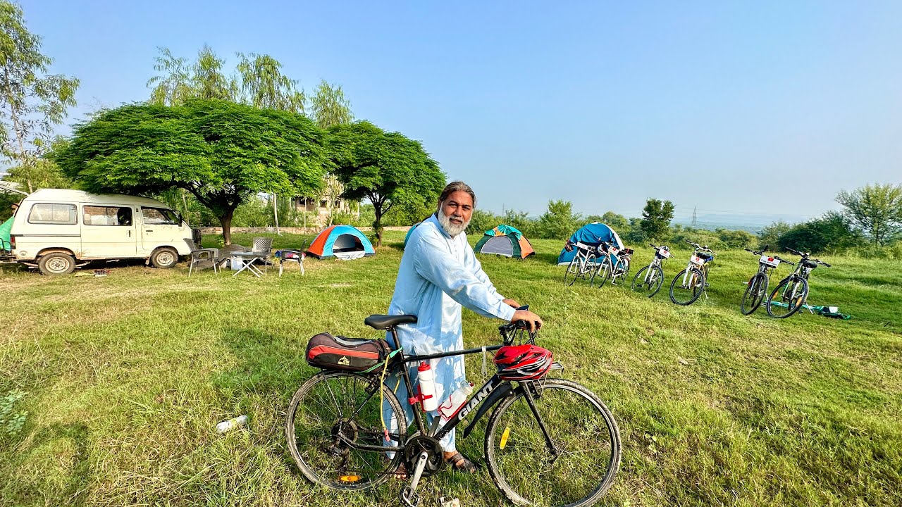 A beautiful Camping place of Road Side | Outdoor boys Dinner Time | Cycle Tourist Of Pakistan