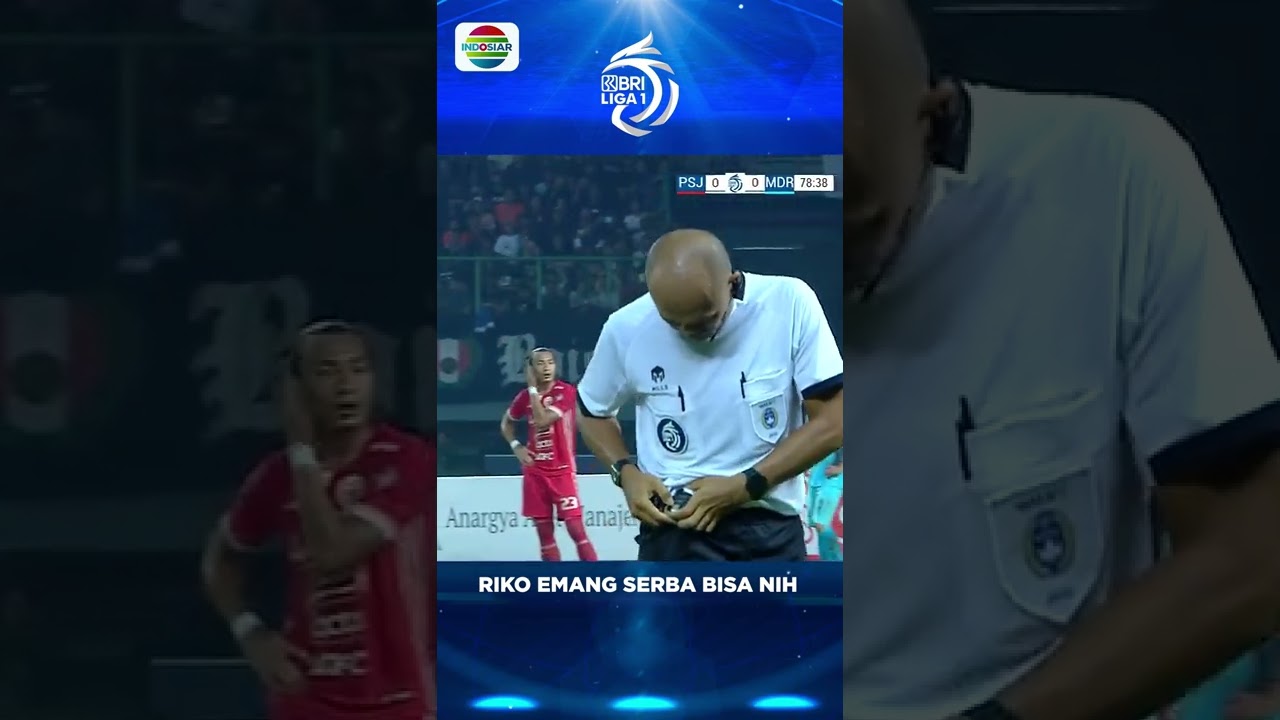 Wasit ketawa! Momen lucu Liga 1, Riko kasih tau wasit 