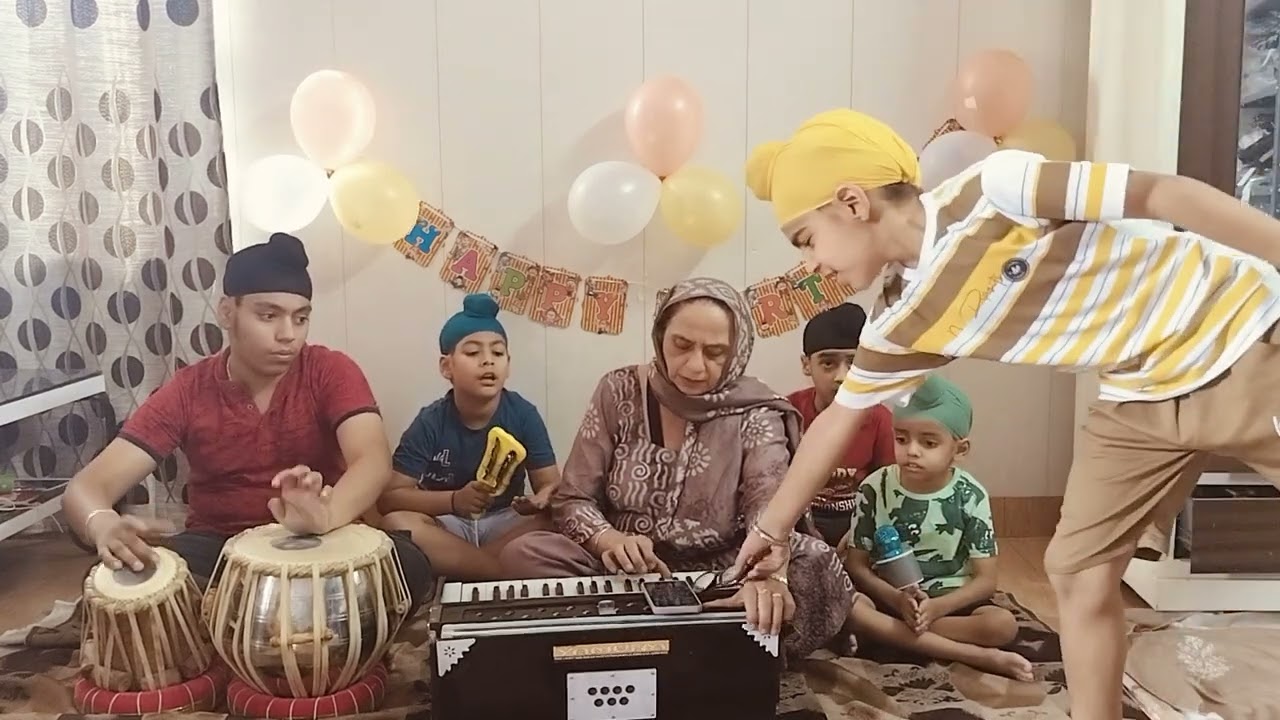 🙏ਪ੍ਰਭ ਨੂਰ ਸਿੰਘ ਅਤੇ ਮਨੀਤ ਸਿੰਘ ਦੇ ਜਨਮ ਦਿਨ ਤੇ ਬੱਚਿਆਂ ਨੂੰ ਗੁਰਬਾਣੀ ਨਾਲ ਜੋੜਿਆ ਗਿਆ 🙏