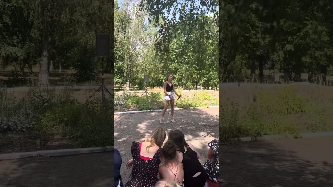 Кавер  Vivienne Mort ,,Думаю про тебеʼ