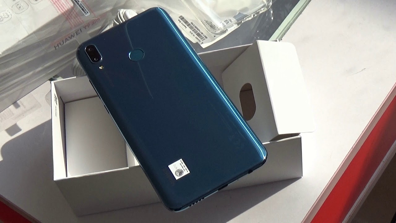 Huawei Y9 2019 Sapphire Blue color