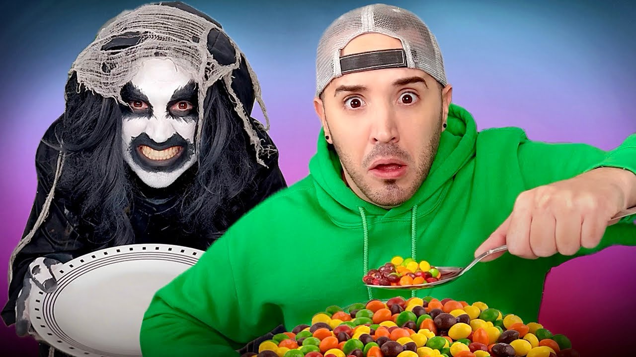 Hungry Monster wants my food! 👻😱