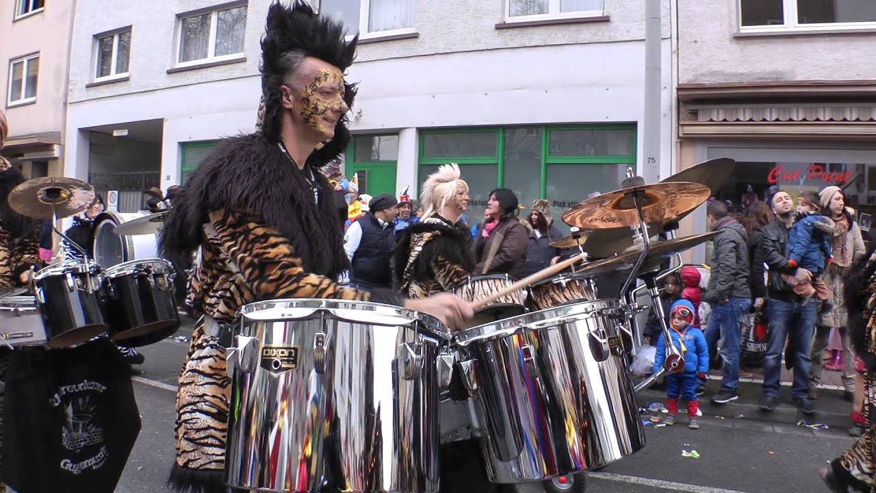 Mainzer Strassenfastnacht 2014 - Rosenmontagsumzug - Rhoirevoluzzer Guggemusik