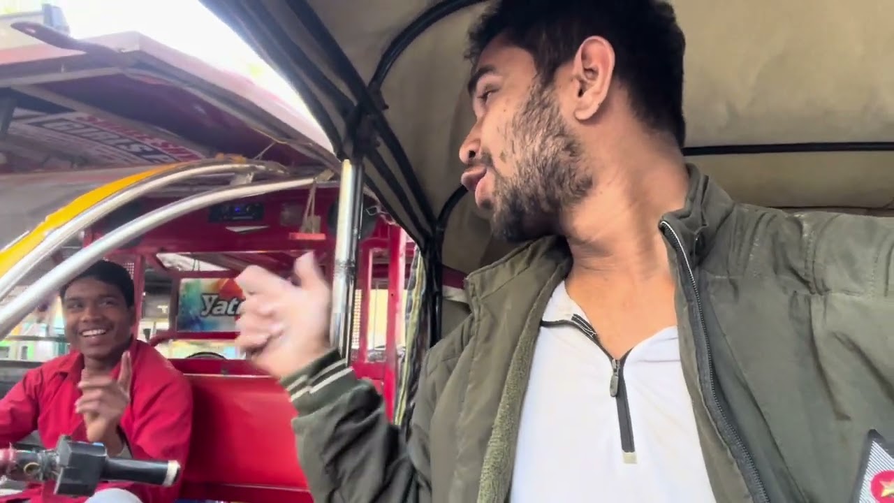 Traffic Lag Gaya Hai masti 😂🛺and and 3 दिन से😱😱￼