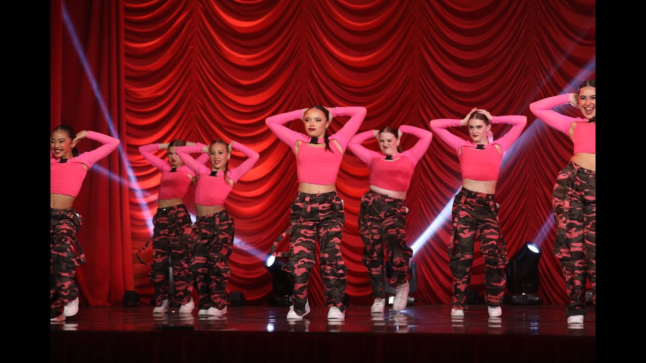 Expressenz Dance Center - Picture This