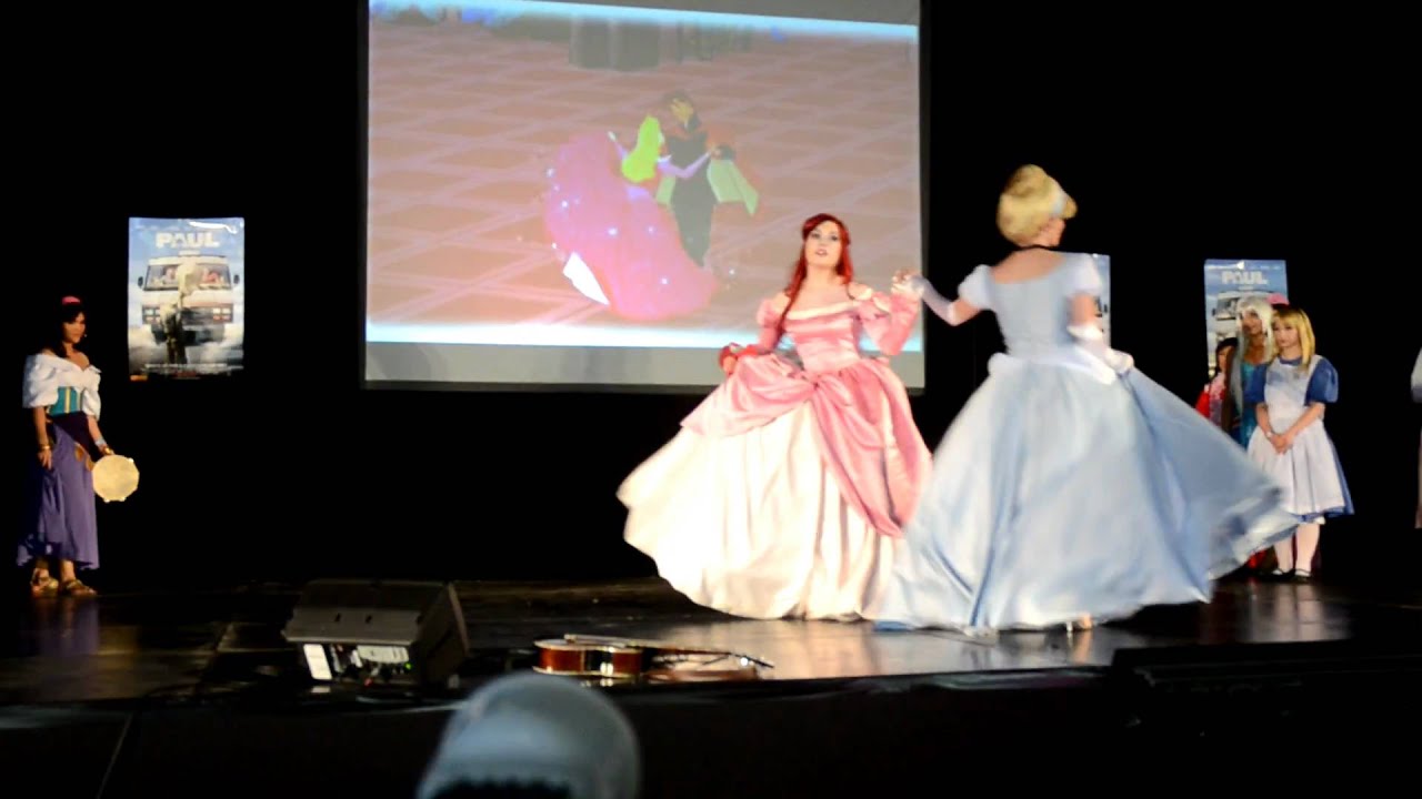 Melbourne Supanova 2011 - Disney Princess Cosplay Skit