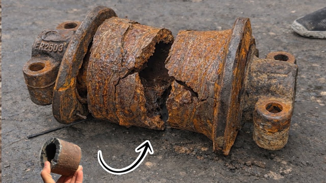Shocking Condition! Severely Broken Caterpillar Track Roller Rebuild Incredible Mechanical Challenge