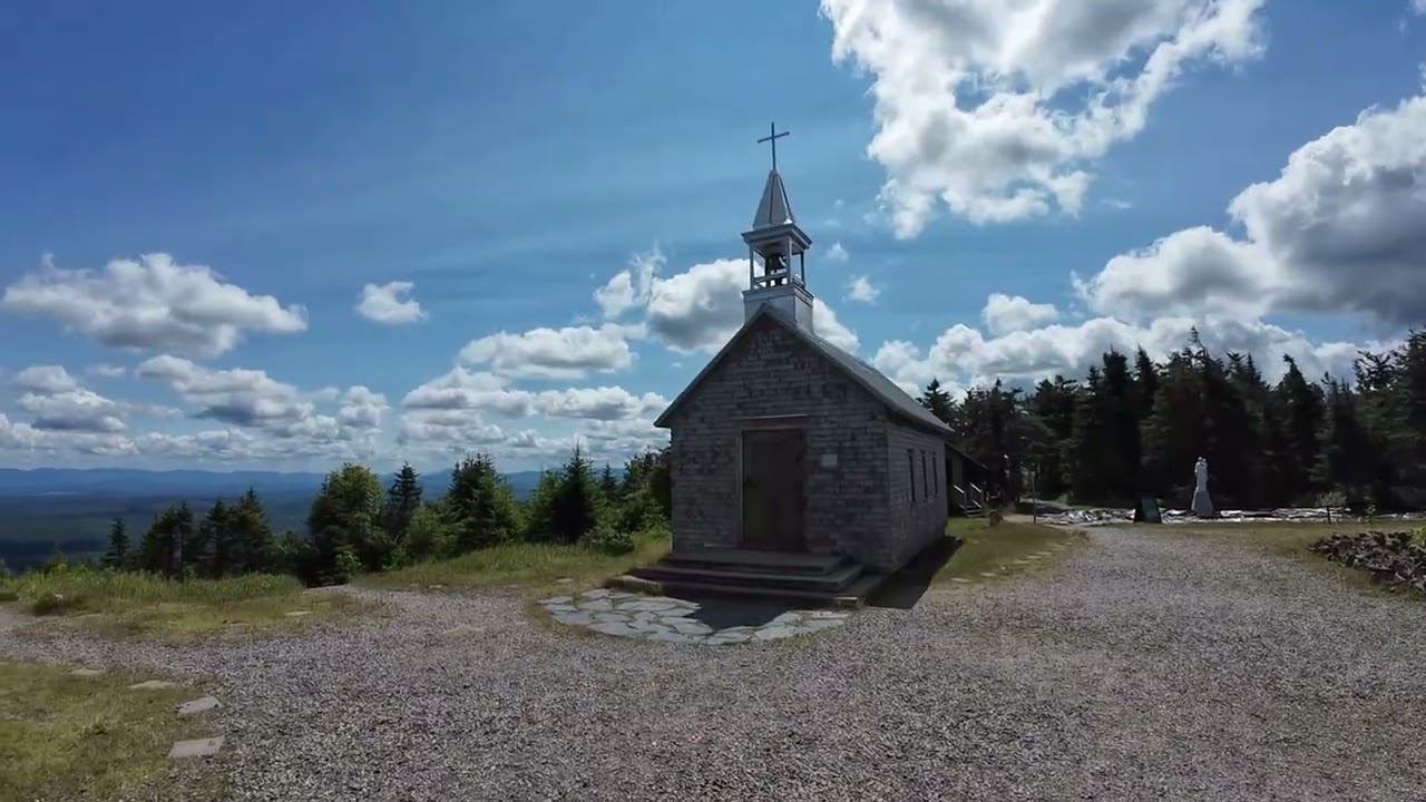 Mont Megantic, walking on the mountain, beautiful view