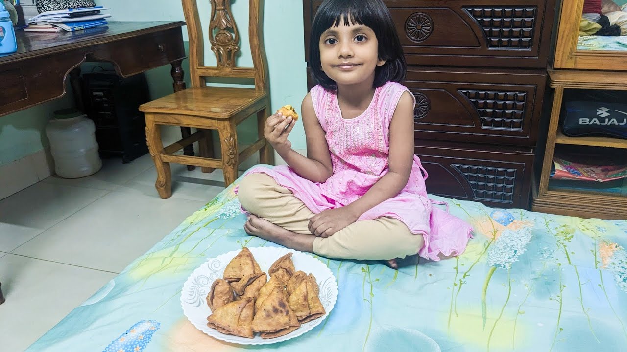 এই শীতে আমার বড় মেয়ে কি সুন্দর সিঙ্গারা বানালো।