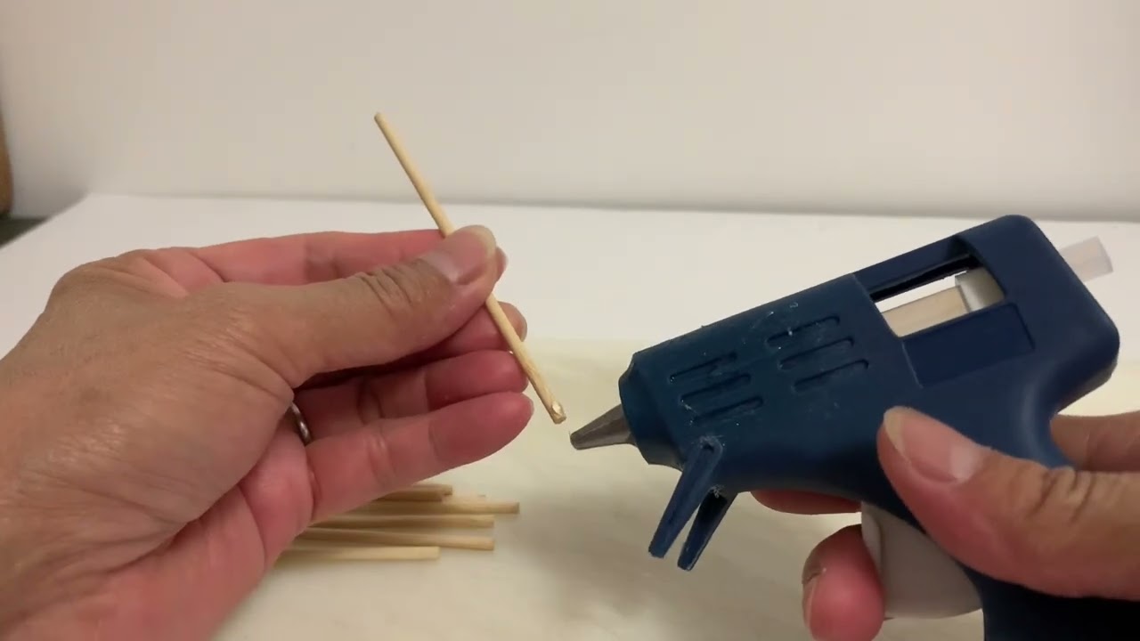 DIY heavy-duty gullwing drying rack(自创 双翼負重干衣架）