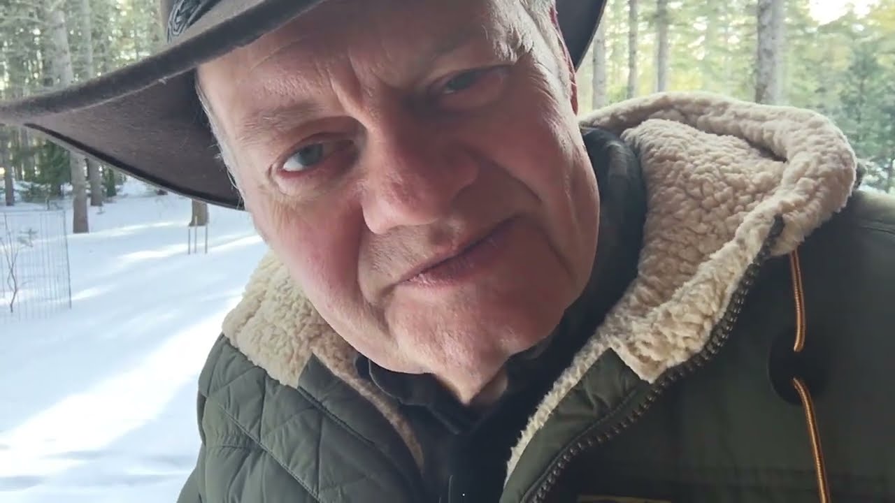 Прогулка по снегу.. ❄️