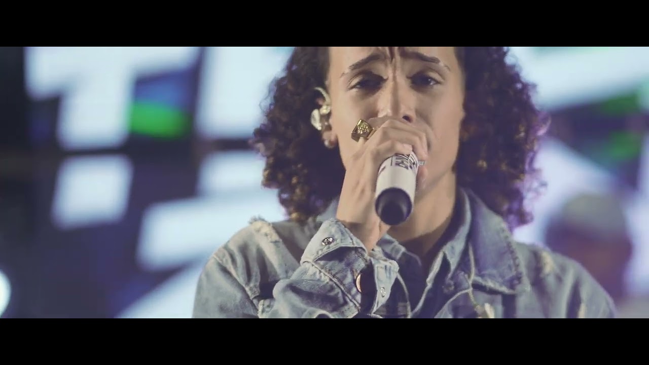 THEUZINHO - Deus &eacute; muito bom (Official Music Video)