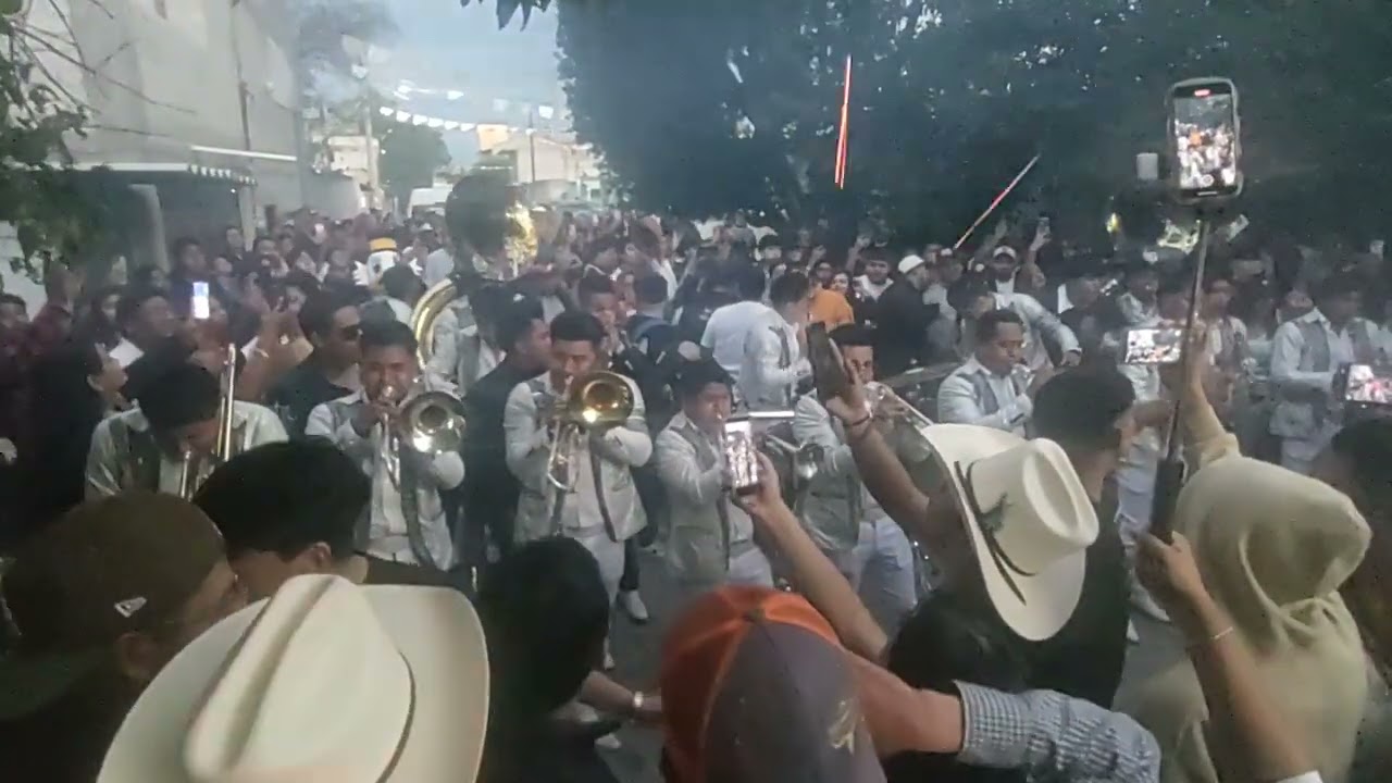 Banda Aires del Pacífico/ en la venta Pedro Escobedo 