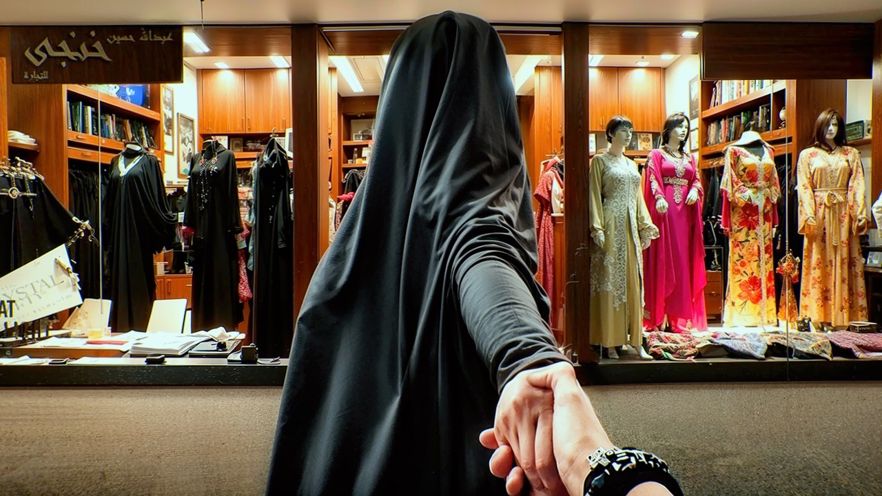 How much do Arab wives' outfits cost? Why do they wear BLACK and what SECRETS they HIDE?