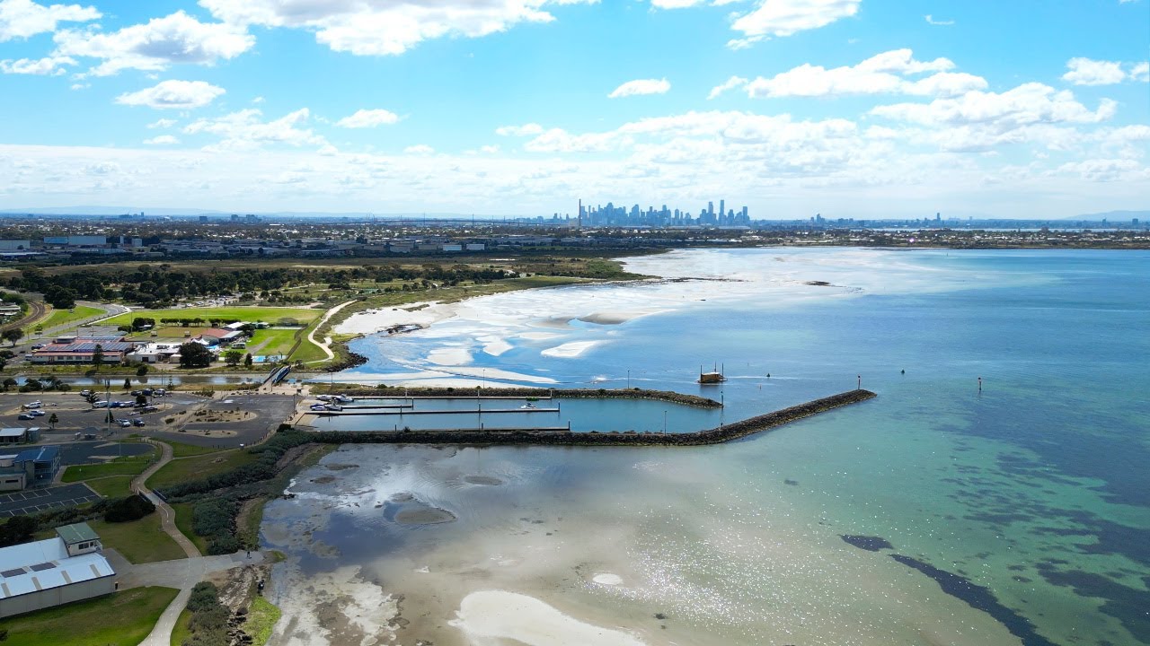 Snapper Fishing Goes Off in Altona! 🎣 Port Phillip Bay Action!