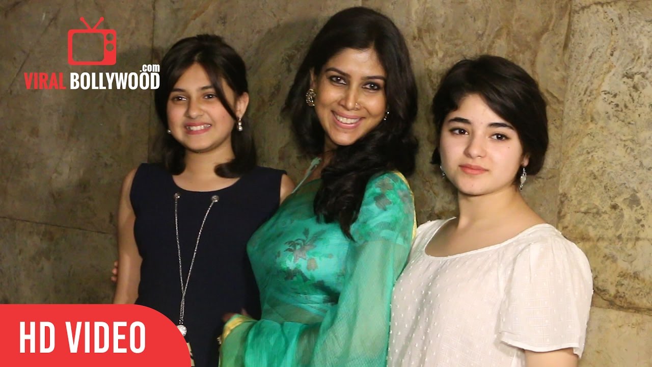 Geeta, Babita And Sakshi Tanwar At Dangal Special Screening