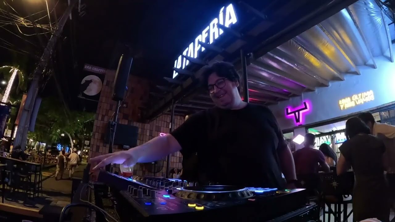 Live at La Taperia Asuncion b2b Sotelo