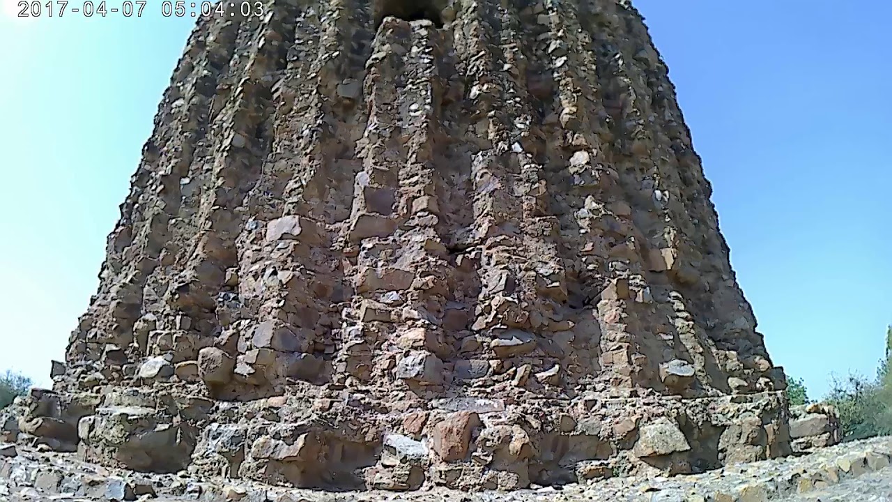 Qutub Minar second  minarette was never finished
