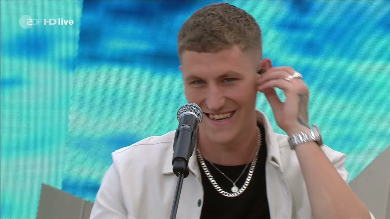 Nathan Evans - Wellerman (Live) - ZDF Fernsehgarten 22.08.2021