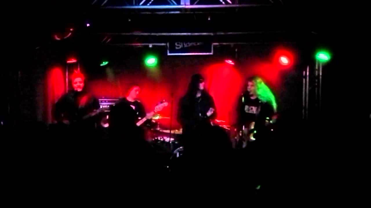Man in the Box - Memory Layne (Alice in Chains Tribute Cover) - Slidebar