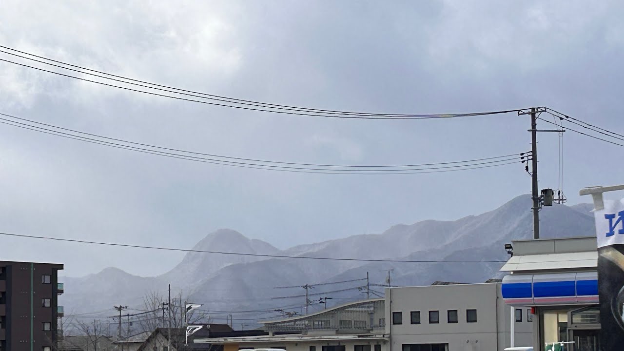 Knees up /黒川どっぽ