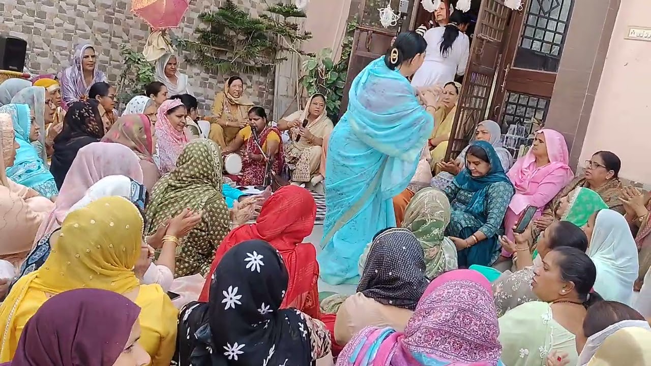 संगीता राणा गांव बजगेडा पूरी टीम का दिल से किया मान होली 🎉चंदा चुप मत जाना आज श्याम संग होलीखेलेगी