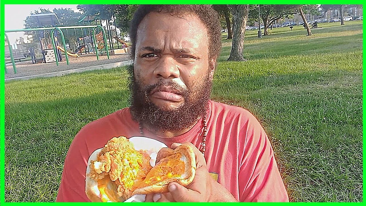 Black Man EATS Popeye's Buffalo Ranch Chicken Sandwich!