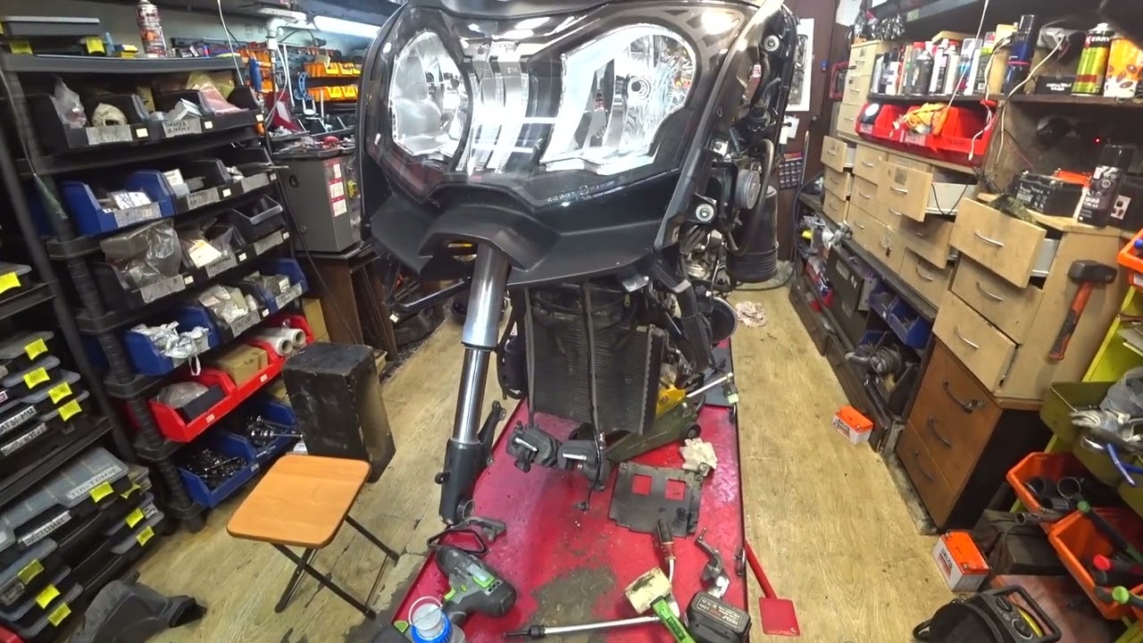 BMW C 650 GT.  Б.у больше миллиона.