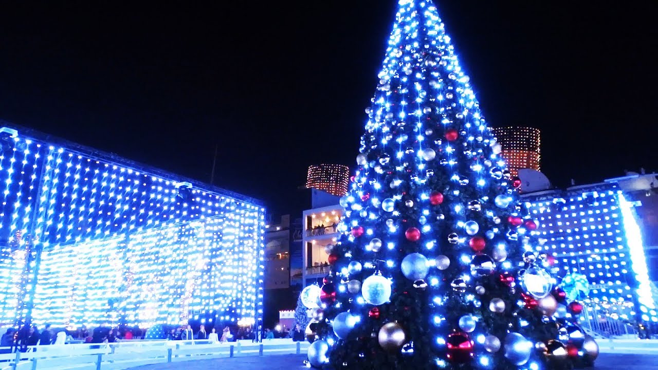 Christmas Tree Lighting Ceremony and light show performance at The Queen Mary: CHILL 2017
